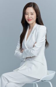 韩国演员高贤贞，曾是韩国小姐选拔赛的亚军，饰演过大热剧《善德女王》。